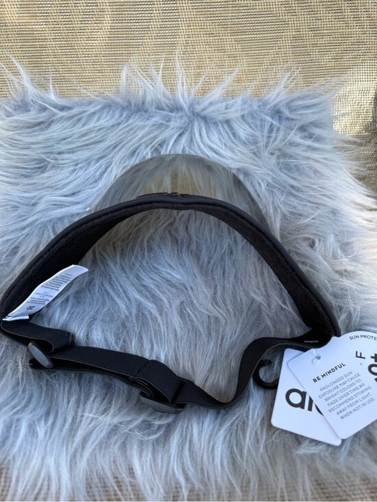 Alo Airlift Solar Visor in Black